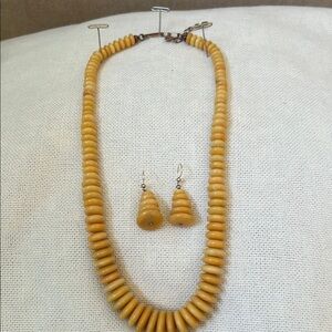 Elegant Yellow Argonite stone Beaded Rondell  Necklace and Earring Set